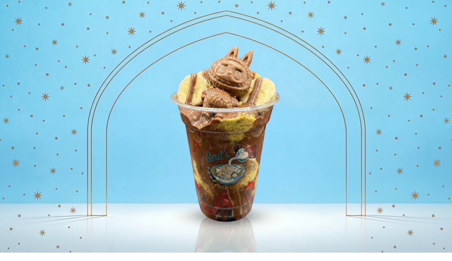 Gad's Business Cup — Erdbeeren mit Dubai-Creme